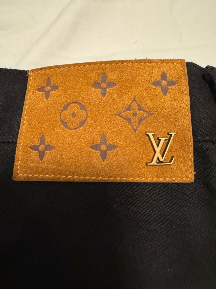 Jeans, Louis Vuitton str. 30 - som