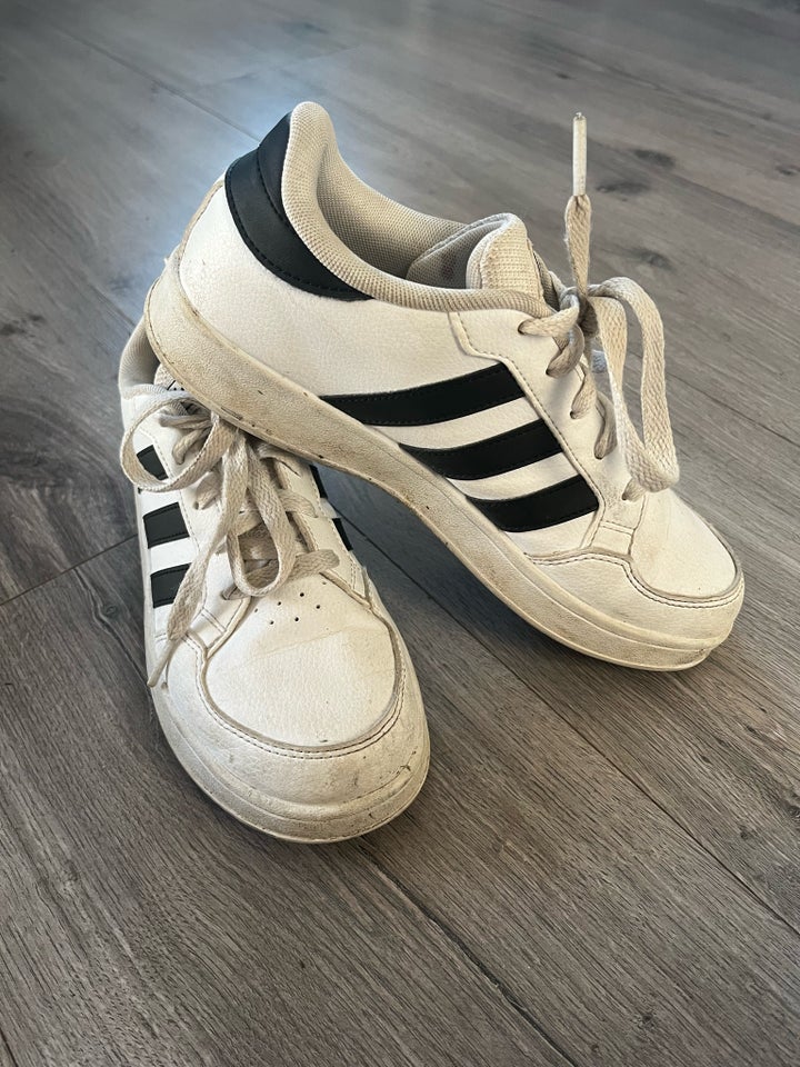 Sneakers, str. 36, Adidas