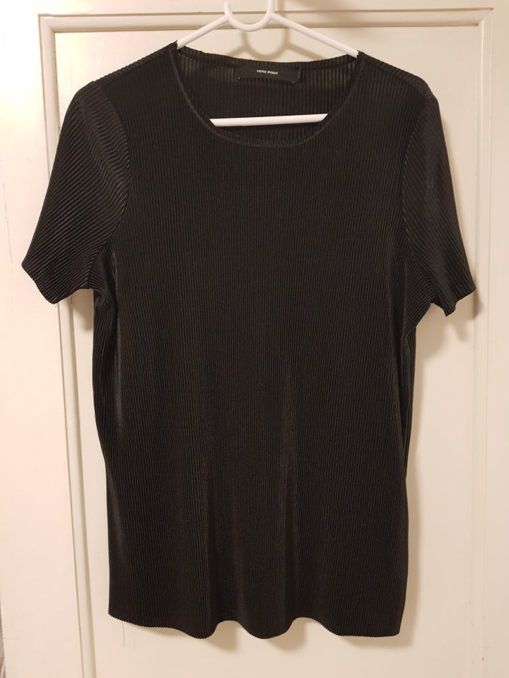 Top, Vero moda, str. 40