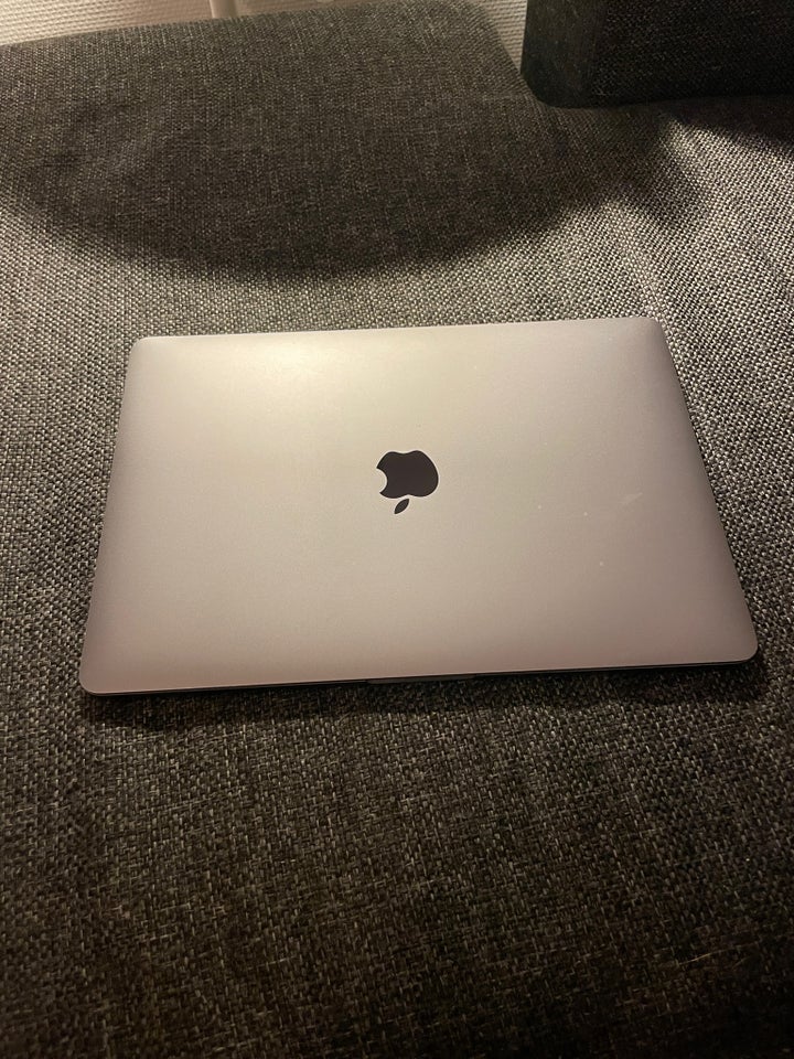 MacBook Pro, A1708, 2.0 GHz