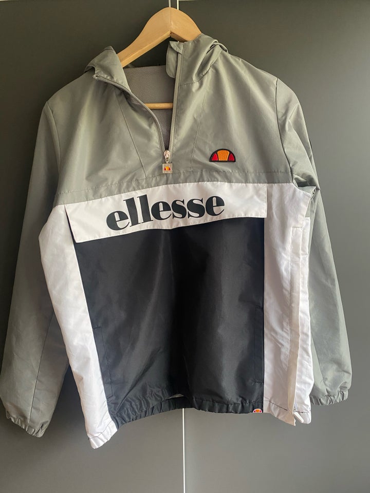 Jakke, Jakke, Ellesse