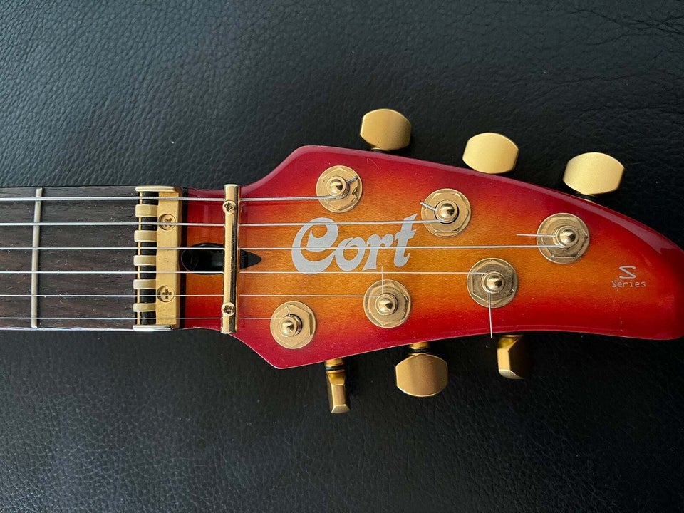 Elguitar, Cort 2900 S Quilt