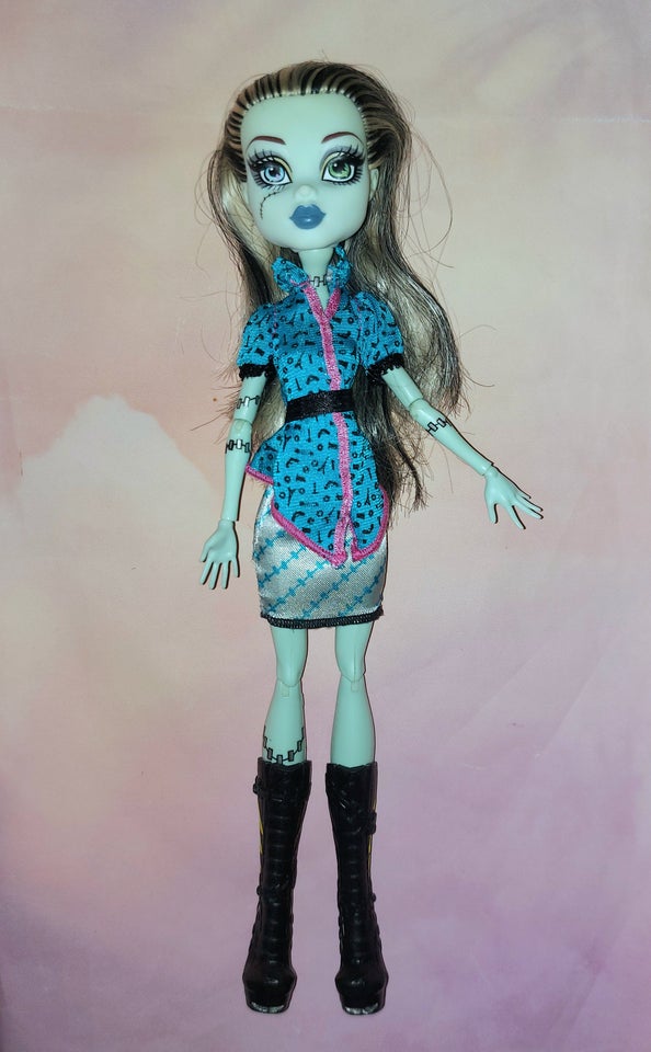 Andet, Monster High Scaris Frankie