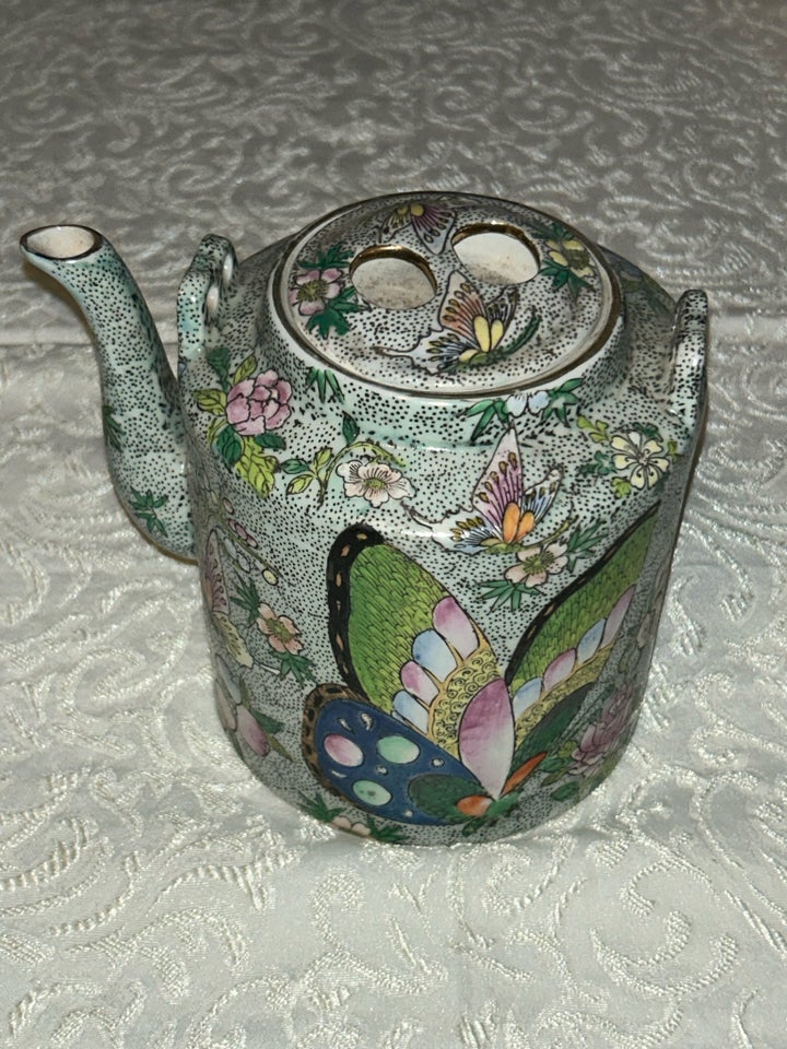 Vase Porcelæn  1800 år gl