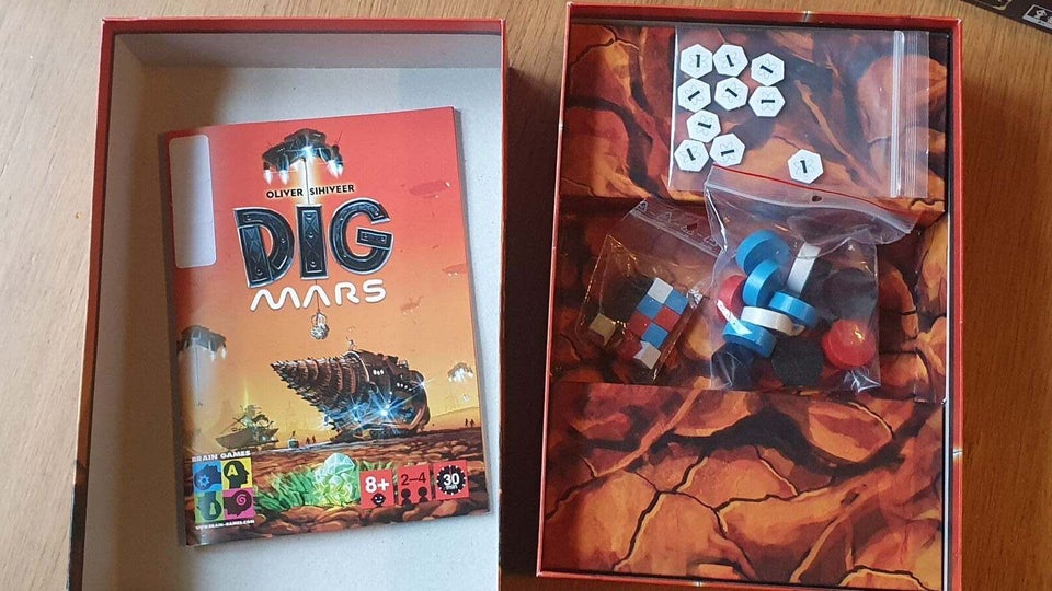 Dig Mars, Strategi, brætspil