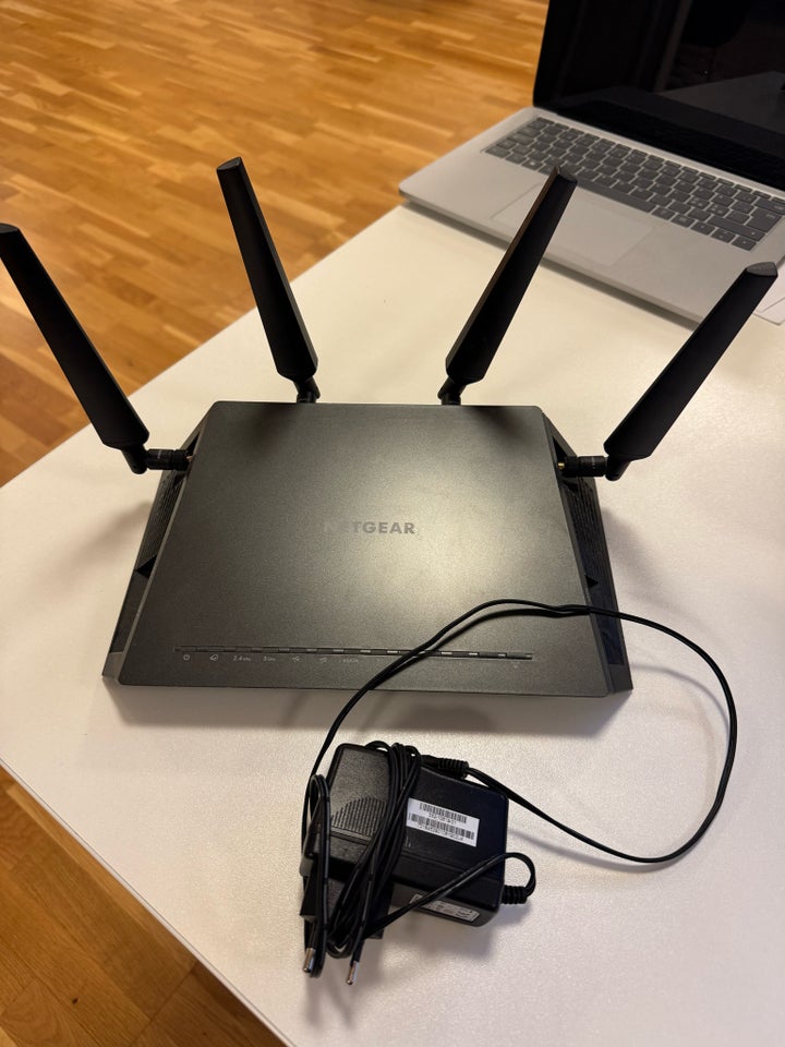 Router, wireless, Netgear