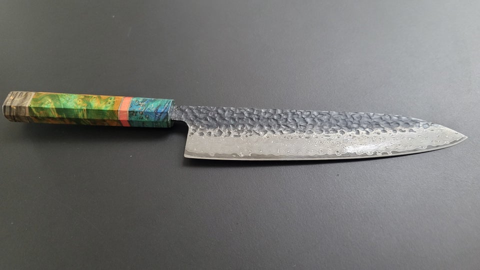 Damaskus Gyuto på 21 cm. med