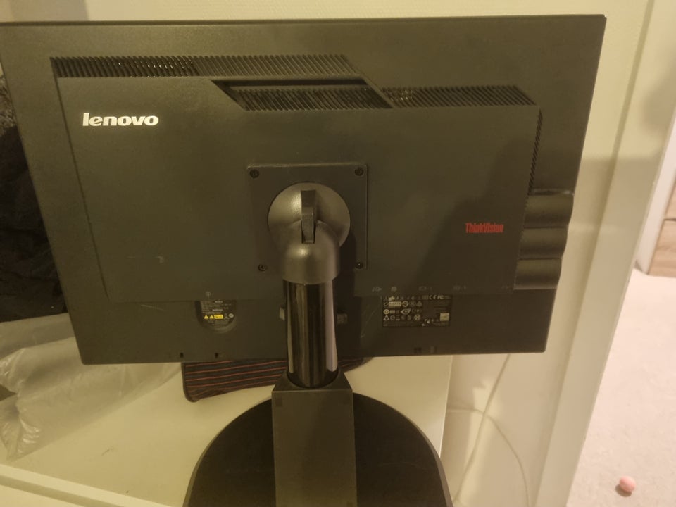 Lenovo