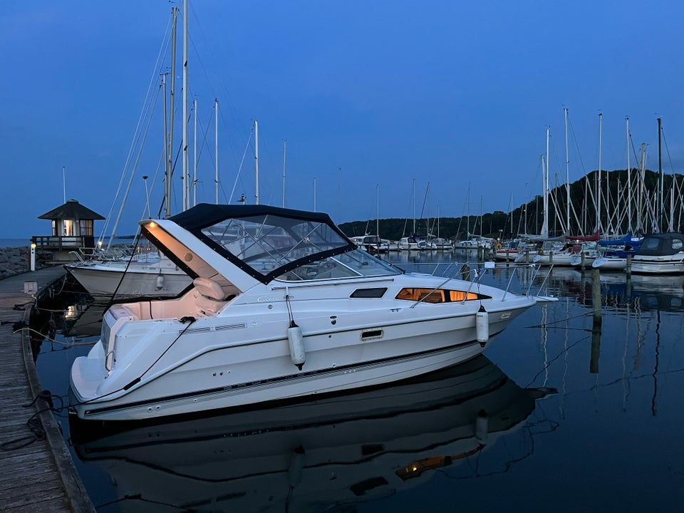 Bayliner 2855 Daycruiser årg