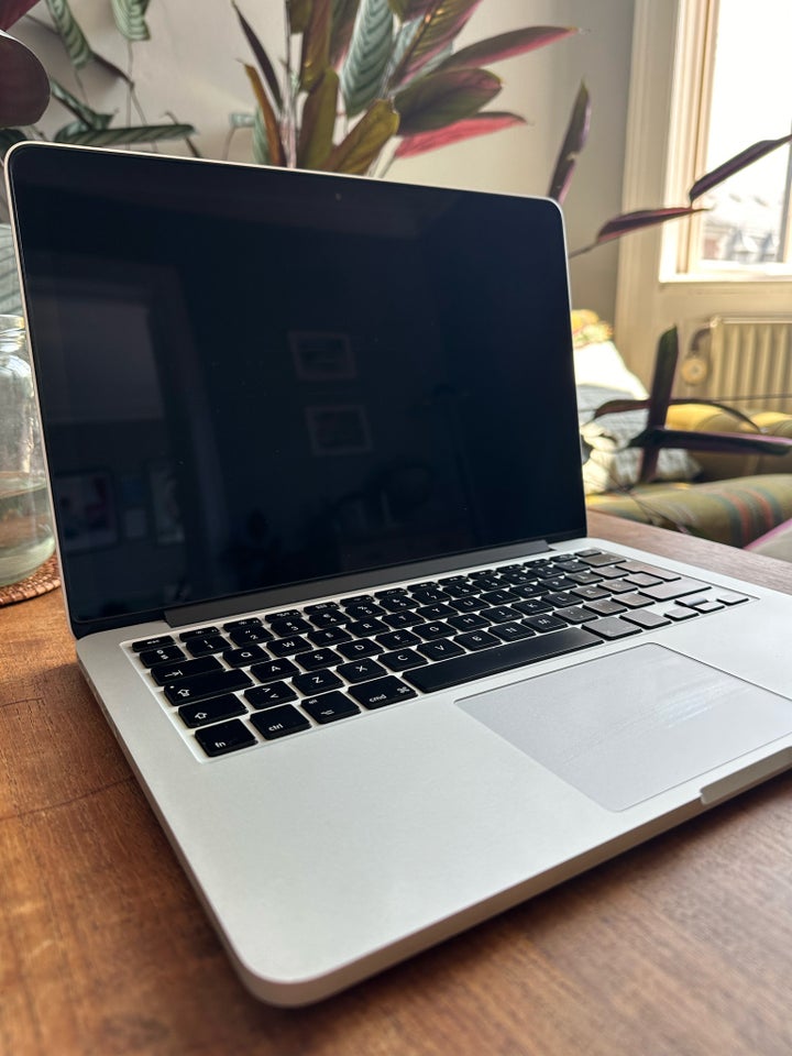 MacBook Pro MacBook Pro 13”  256 GB