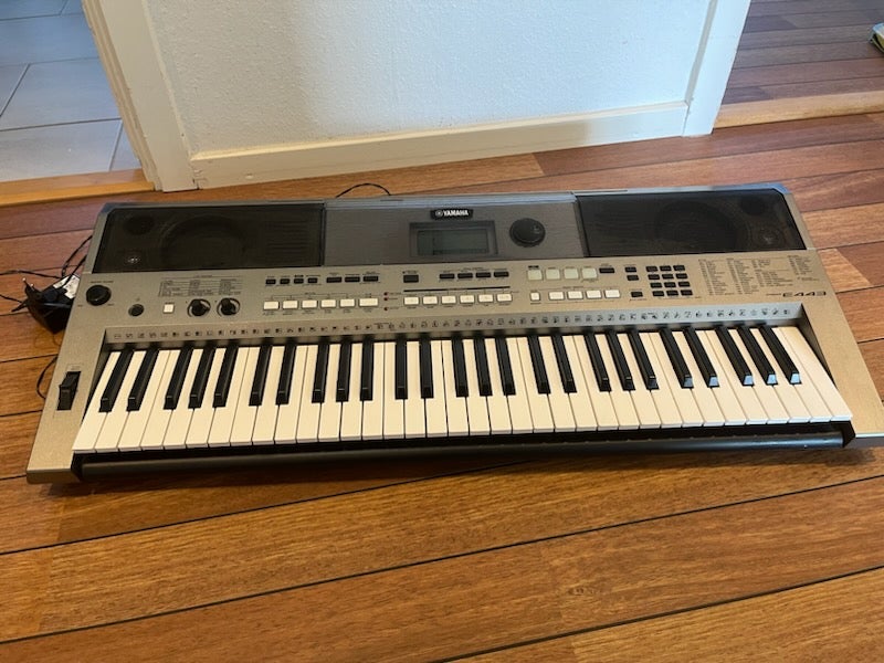 Keyboard, YAMAHA E-443