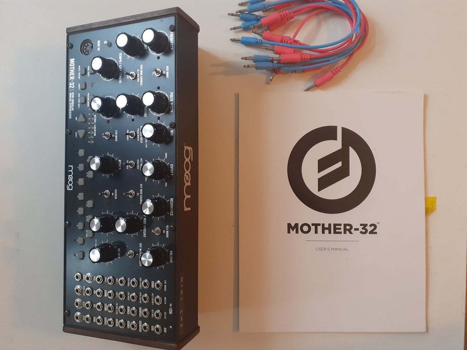 Synthesizer, Moog Mother 32