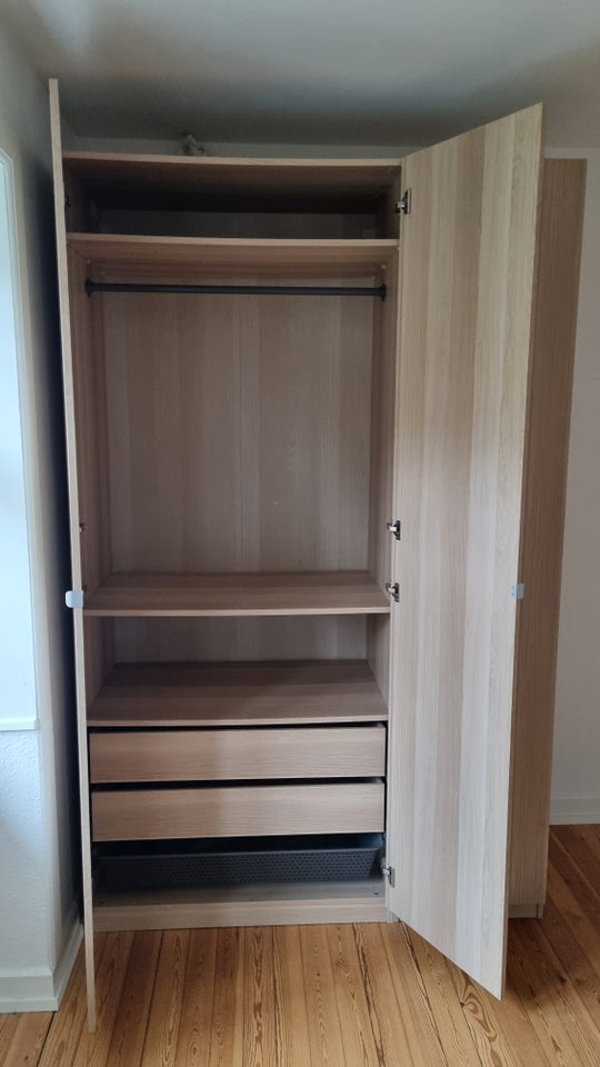 Garderobeskab, Ikea, b: 150 d: 58 h: