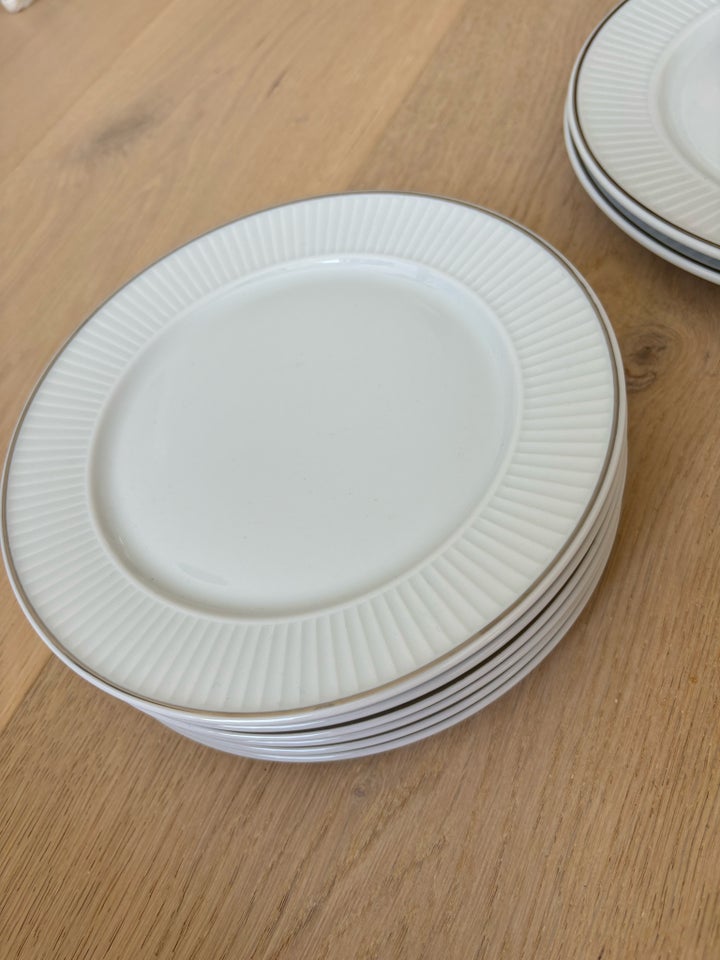 Porcelæn Tallerkener Pullivuyt