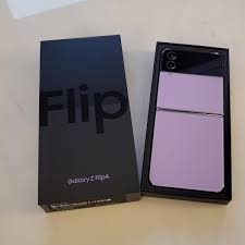 Samsung Galaxy Z Flip 4 128 gb 