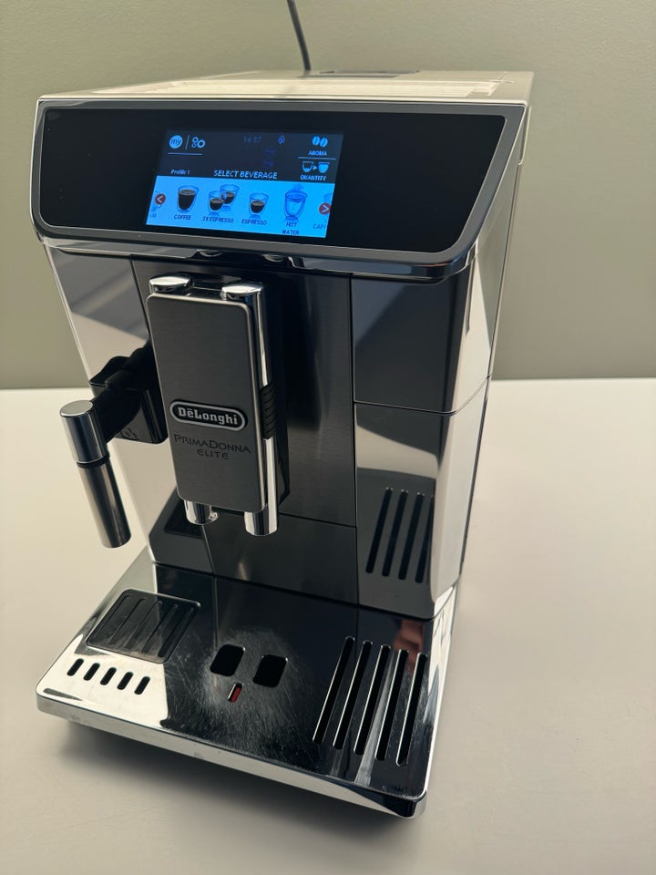 Fuldautomatisk espressomaskine