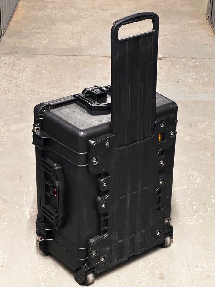 Pelicase 1610