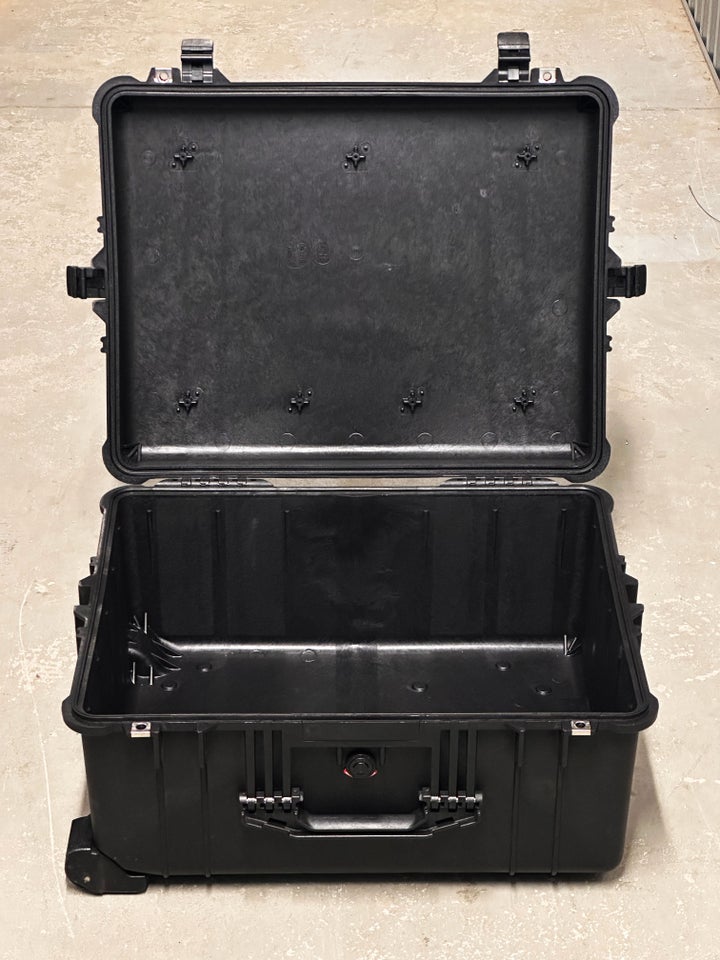 Pelicase 1610