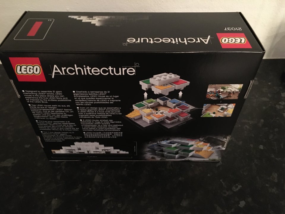 Lego Architecture 21037