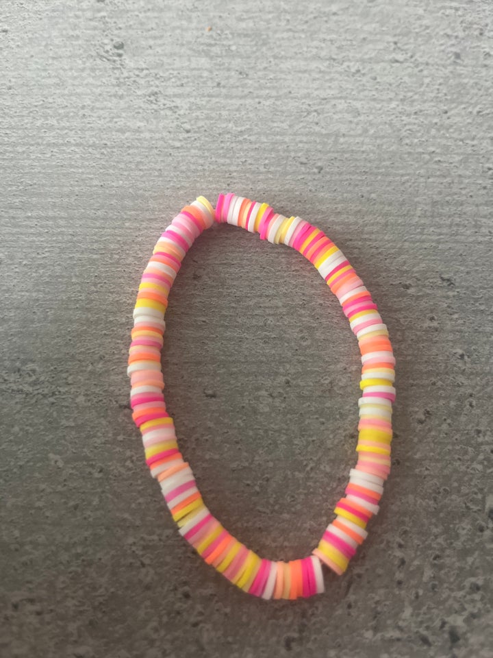 Armbånd, perler,