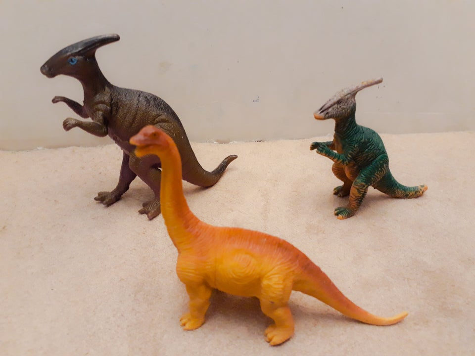 Figurer, 17 Dinosaurer