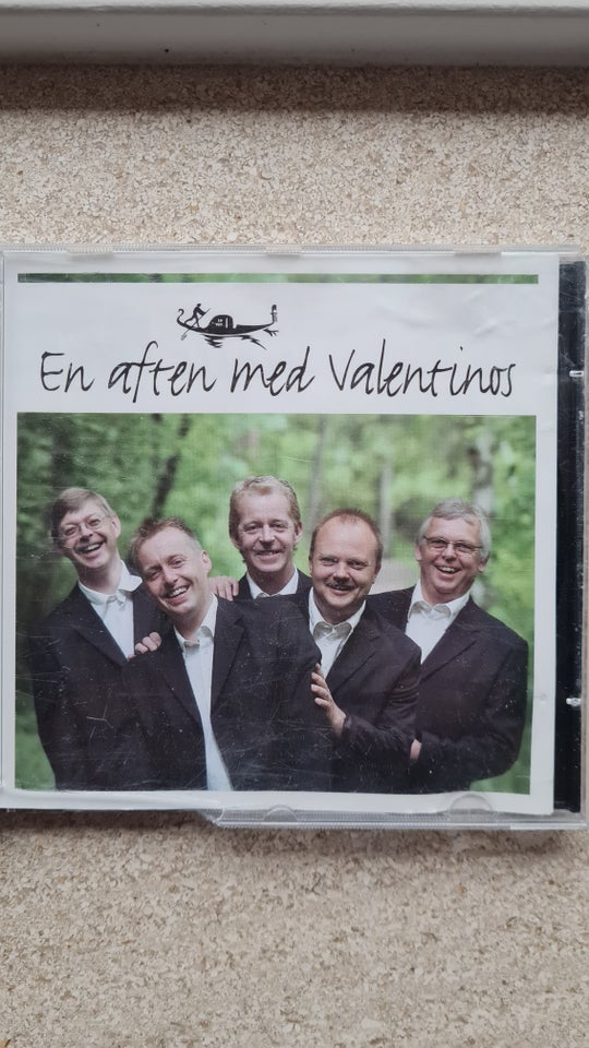 VALENTINOS: EN AFTEN MED