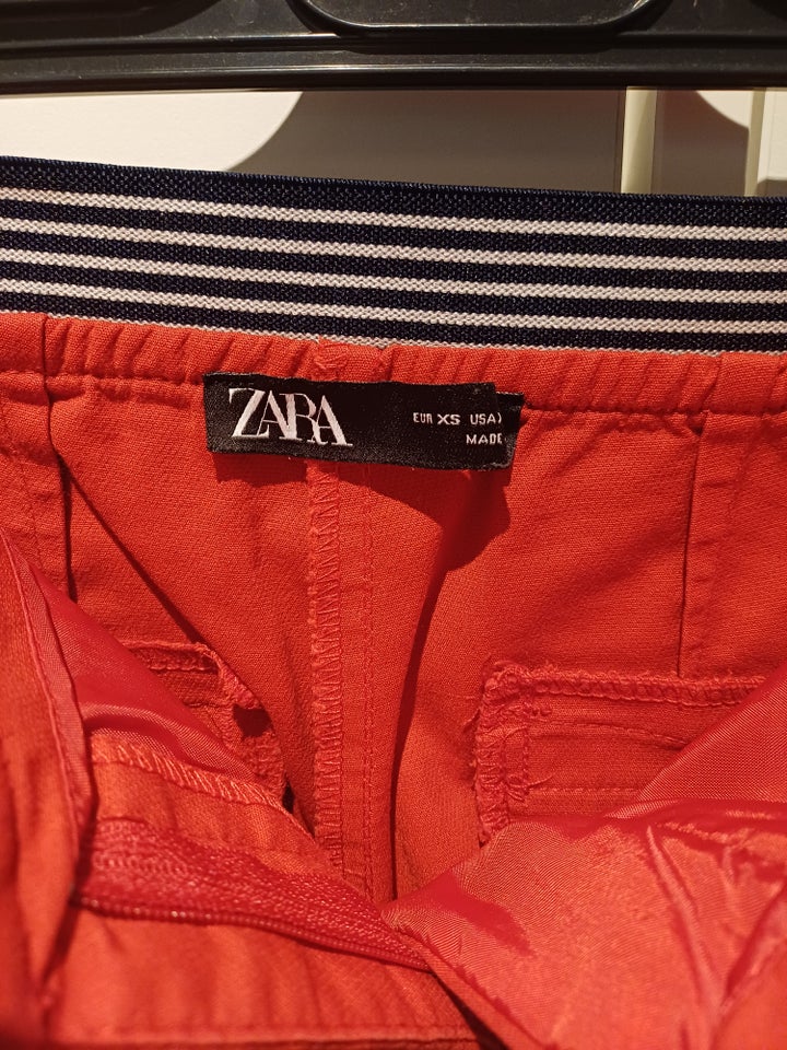 Chinos, Zara, str. 34