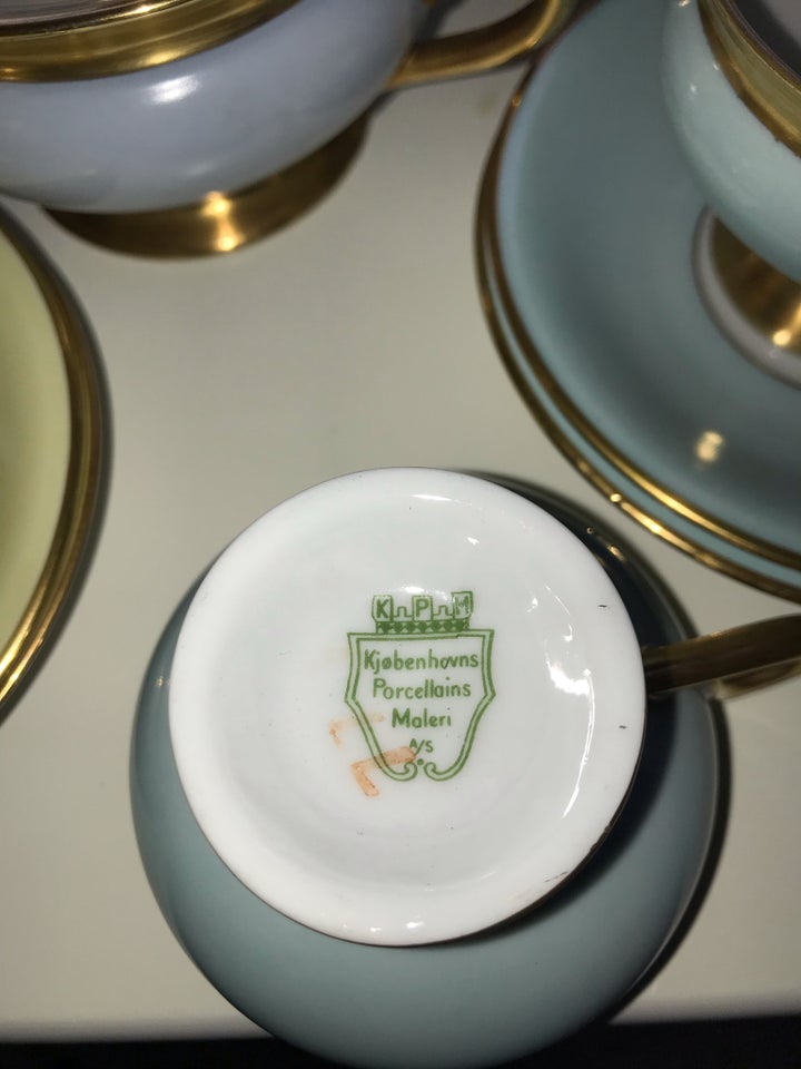 Porcelæn 23 mocca kp plus kande