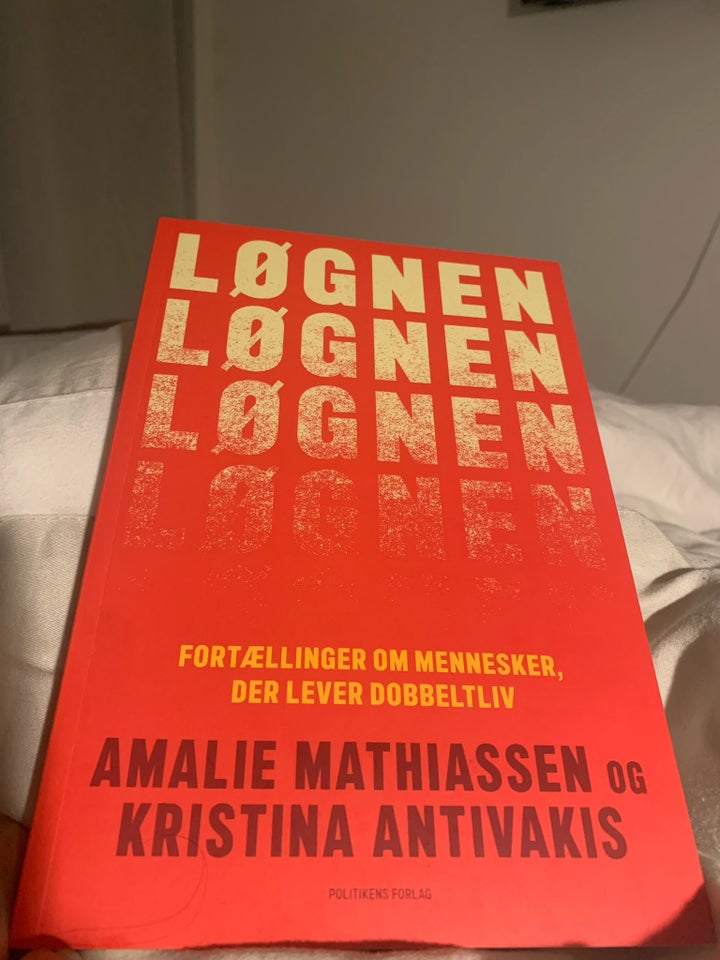 Løgnen, Amalie Mathiassen, år 2024