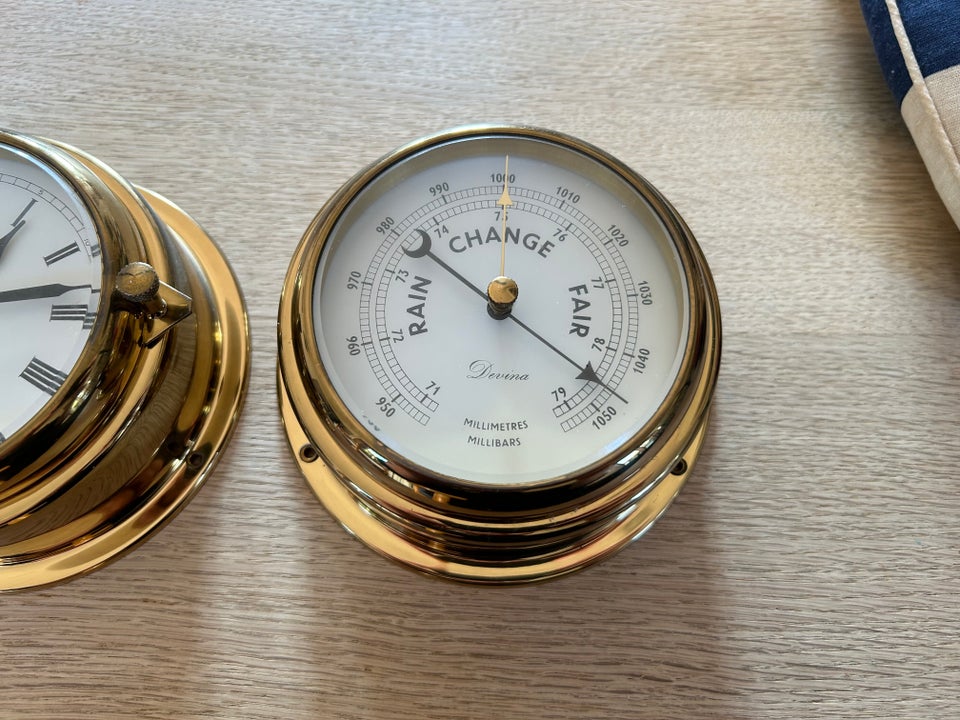 Ur, Ur, Quartz og barometer 180mm