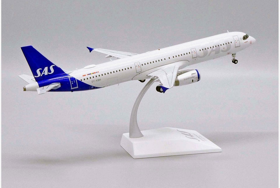 Modelfly, SAS Airbus 321, skala