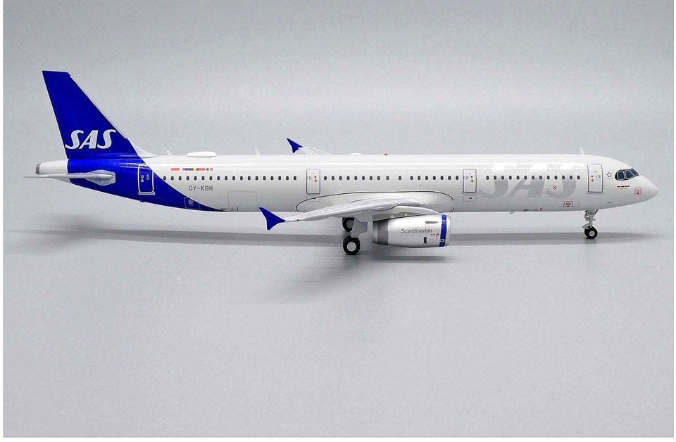 Modelfly, SAS Airbus 321, skala