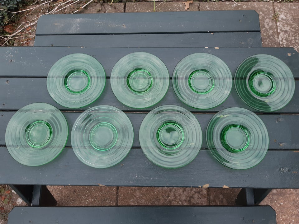Glas 8x asietter grønt glas