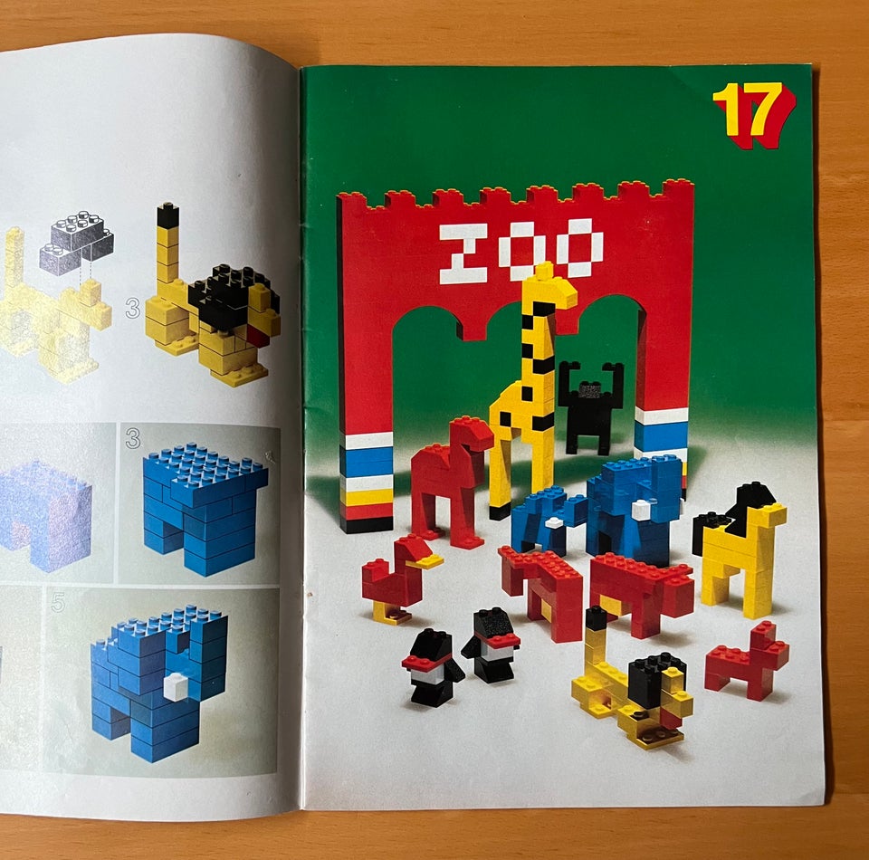 Bøger og blade, Lego katalog fra