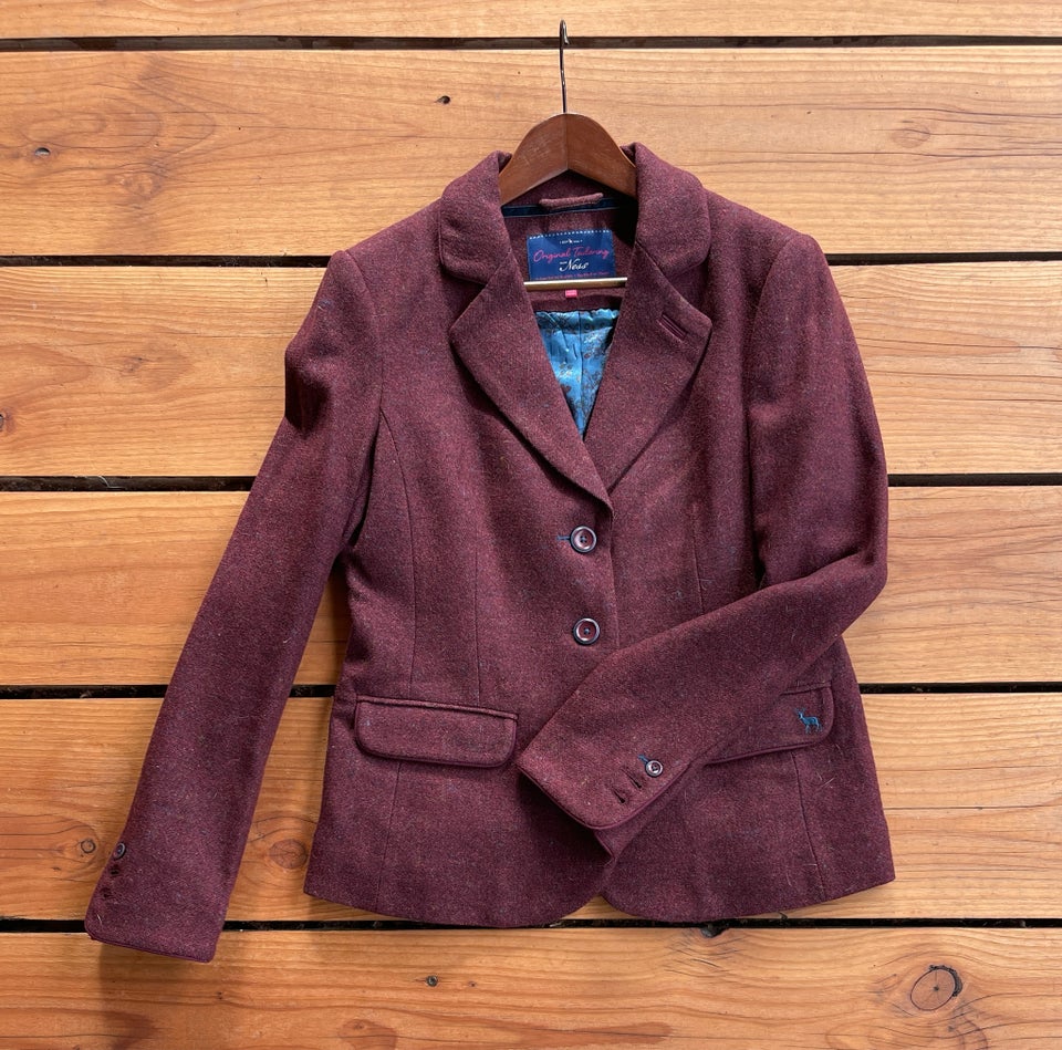 Blazer, str. 40, NESS tweed