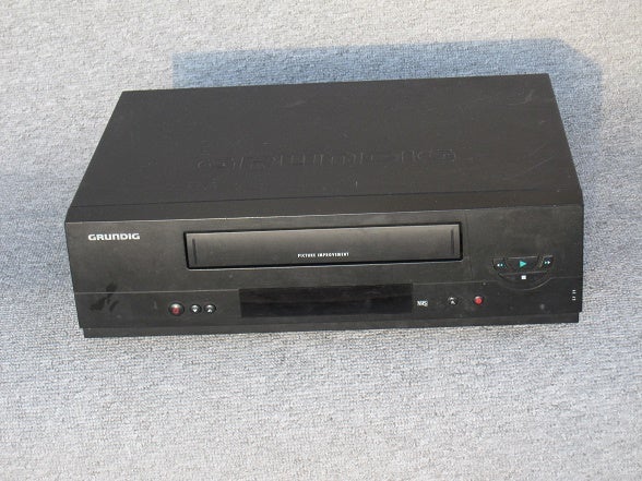 VHS videomaskine Grundig GV 29