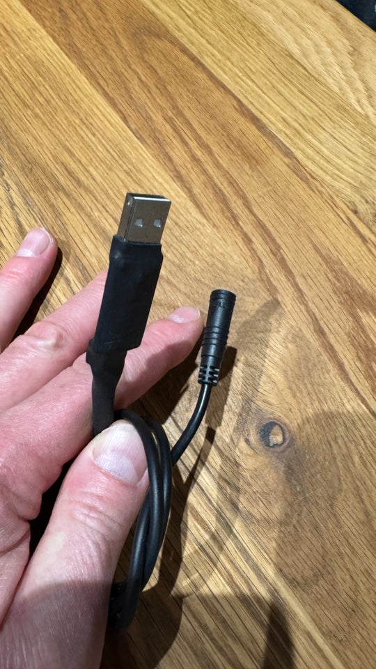 Værktøj, Usb programmeringskabel