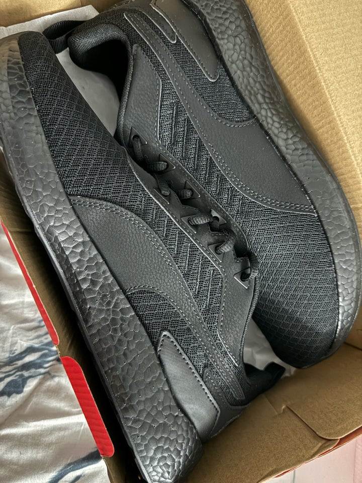 Sneakers, Puma, str. 42