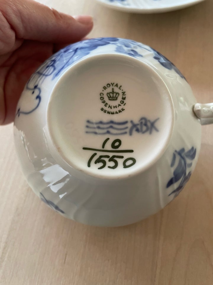 Porcelæn 2 store tekopper Royal