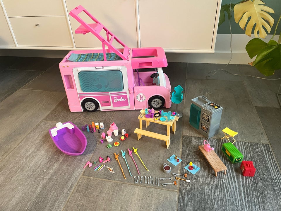 Barbie, Autocamper