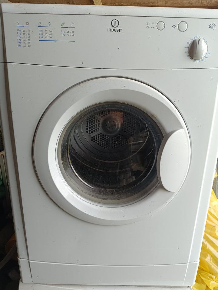 Tørretumbler Indesit