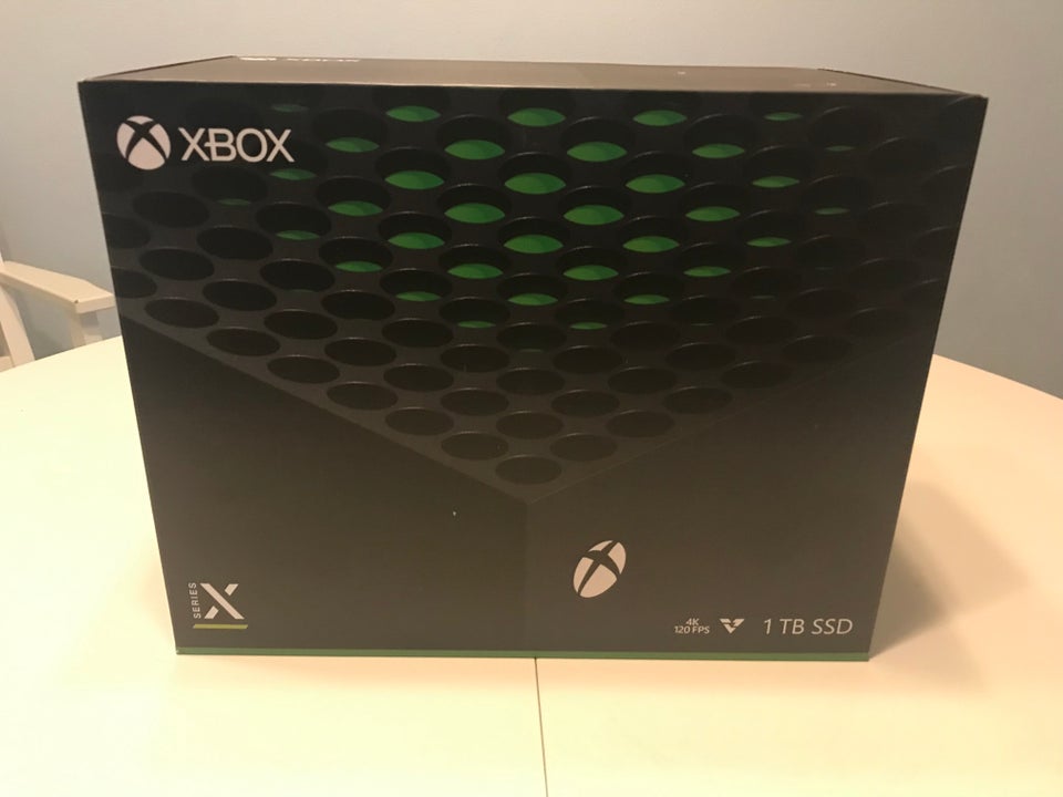 Xbox Series X 1TB SORT Perfekt