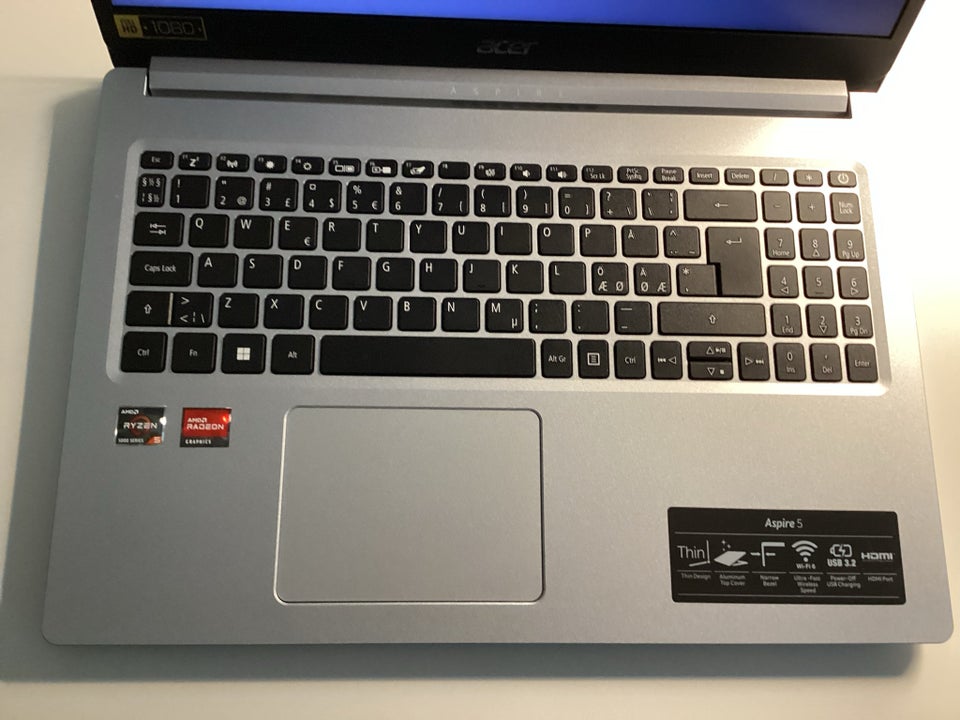 Acer Aspire, 2.10 GHz, 8 GB ram