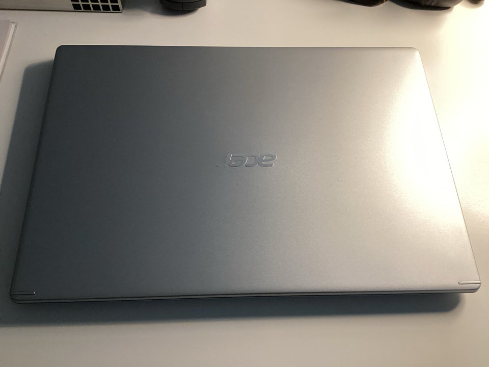 Acer Aspire, 2.10 GHz, 8 GB ram