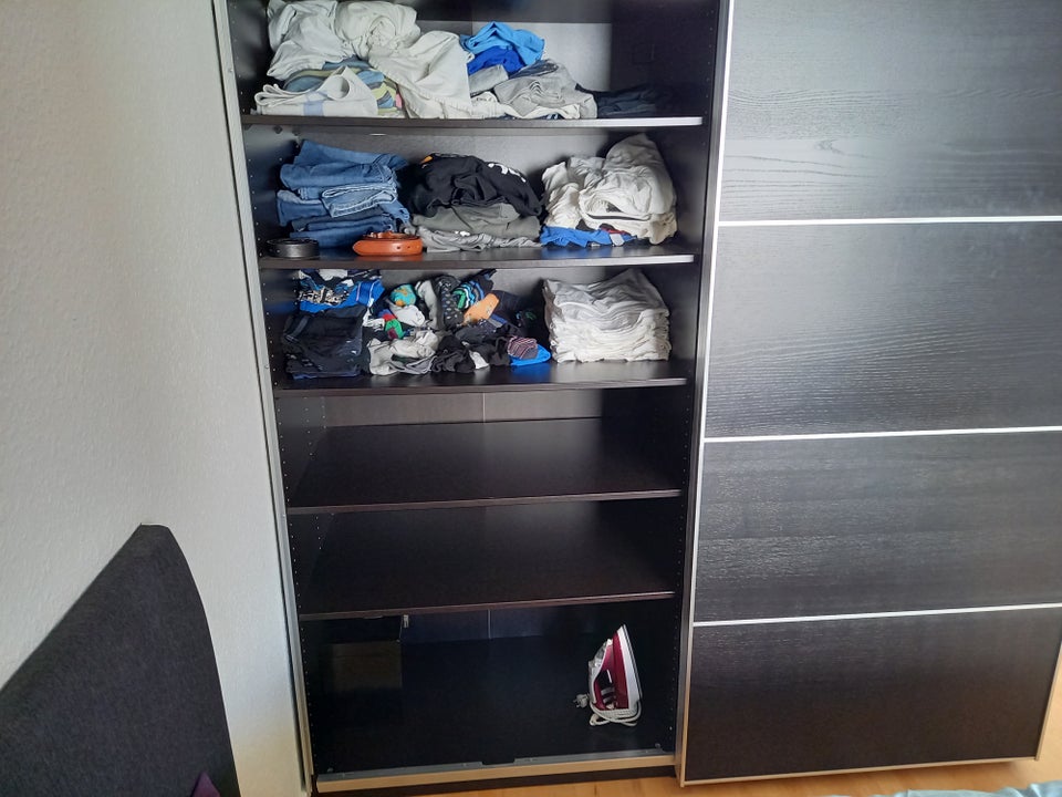 Højskab IKEA PAX b: 200 d: 58 h: 200