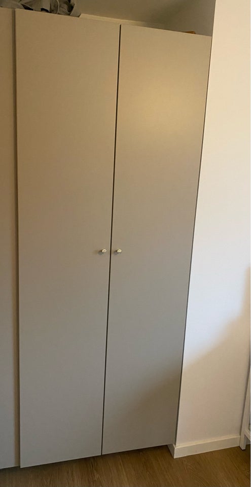 Garderobeskab, Ikea, b: 80 d: 60 h: