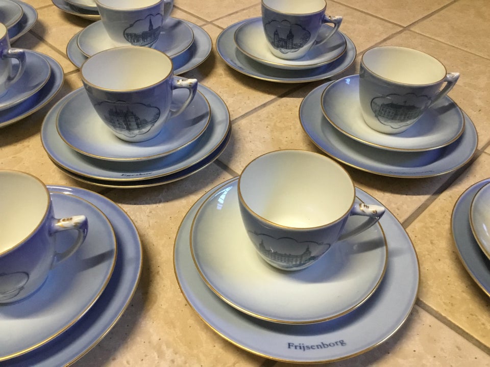 Porcelæn, Kaffestel med motiver af