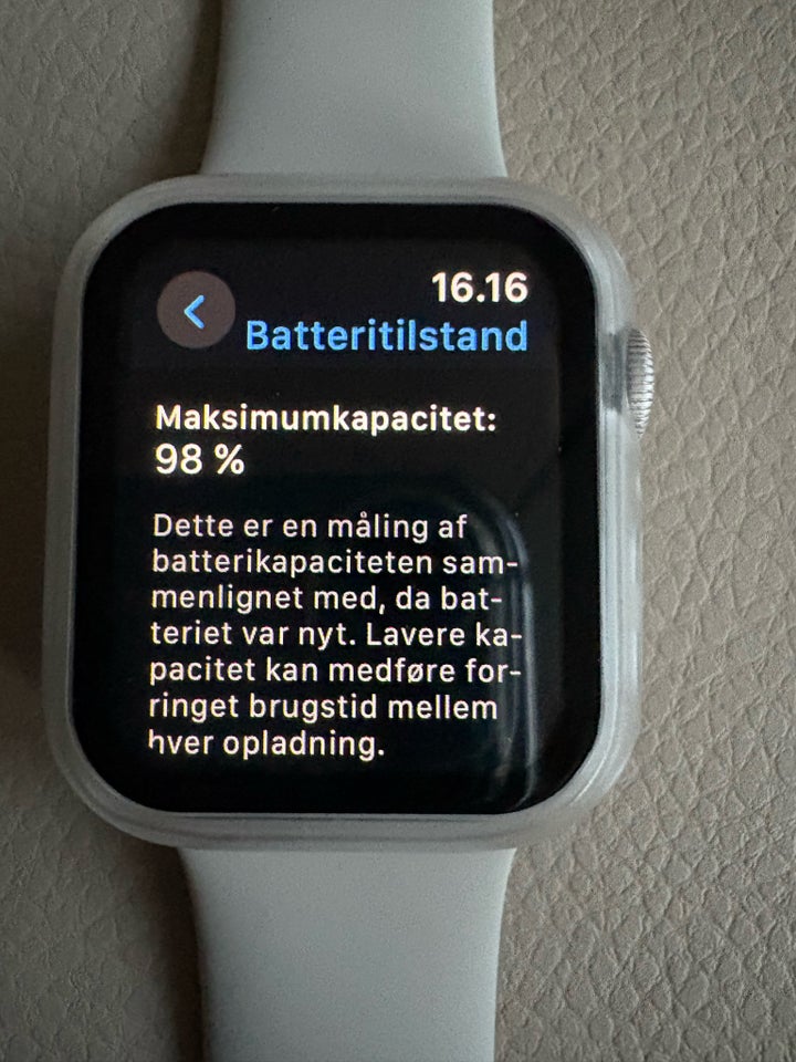 Smartwatch, Apple