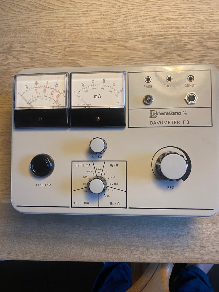 Måleudstyr, Elektromekano F3