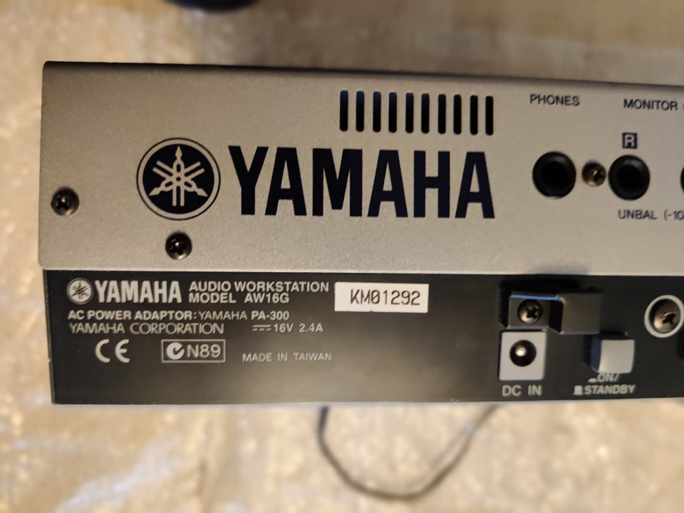 Multitrack recorder, Yamaha AW16G